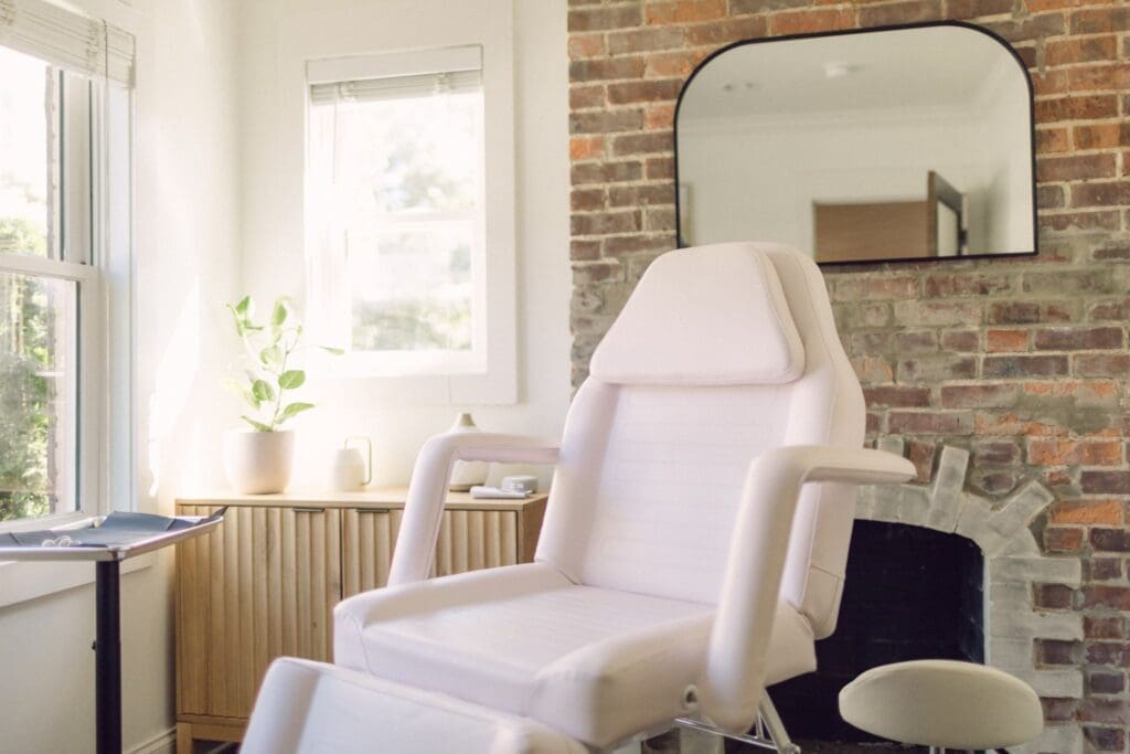 Why Acne-Prone Skin Responds Well to Hydrafacial